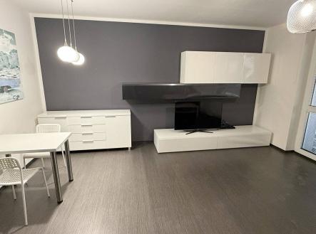 Bez popisku | Pronájem bytu, 3+1, 75 m²