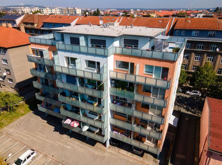 Bez popisku | Pronájem bytu, 2+kk, 67 m²