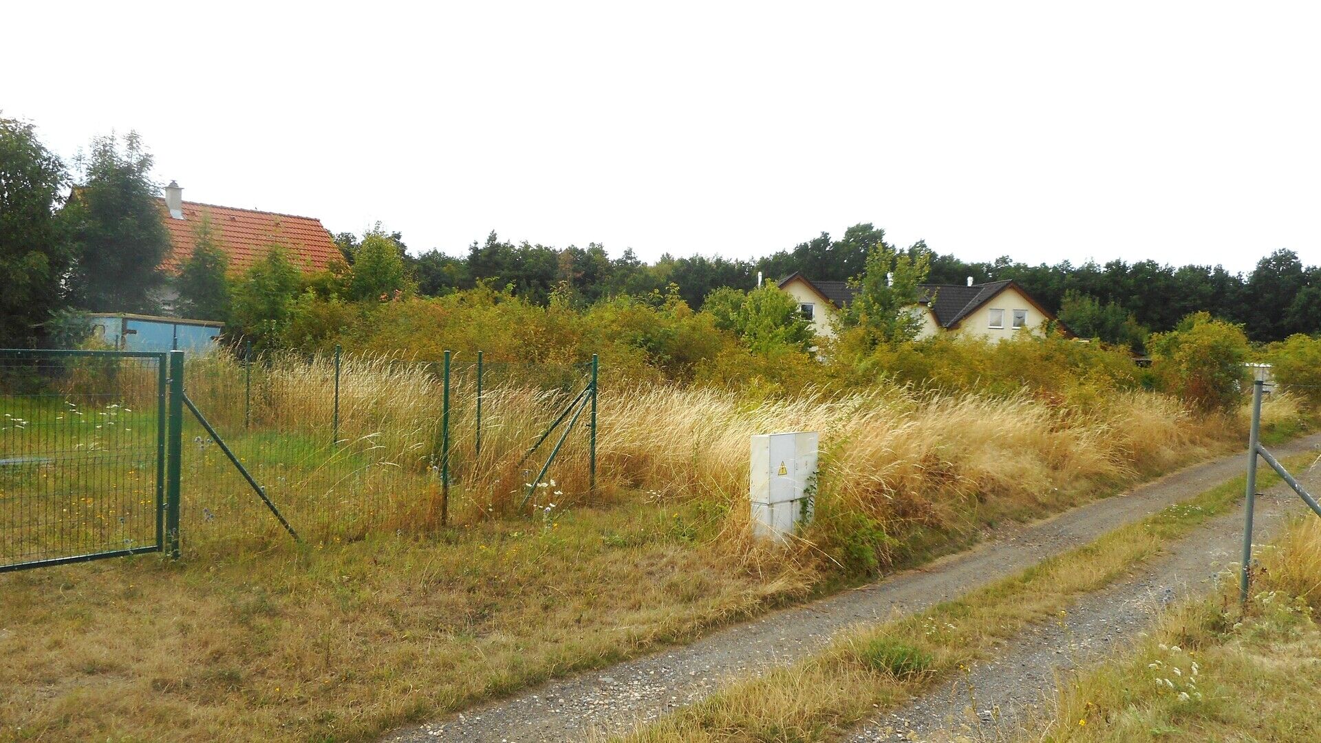 Vadkovice - parcela u Nechranické přehrady