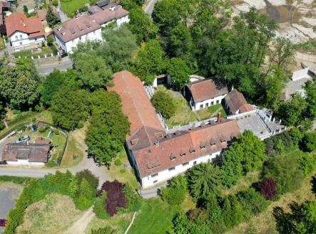 . | Prodej - dům/vila, 1 850 m²