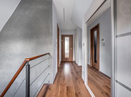 . | Prodej - dům/vila, 215 m²