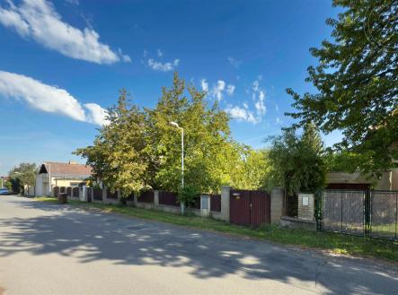 . | Prodej - pozemek pro bydlení, 751 m²