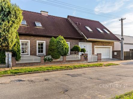 . | Prodej - dům/vila, 250 m²