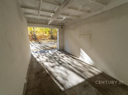 . | Prodej - malý objekt/garáž