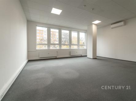 . | Pronájem - kanceláře, 57 m²