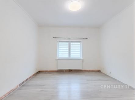 . | Pronájem bytu, 2+kk, 40 m²