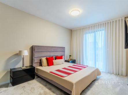 . | Prodej - dům/vila, 214 m²