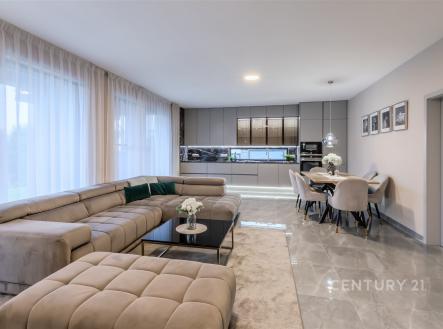 . | Prodej - dům/vila, 214 m²