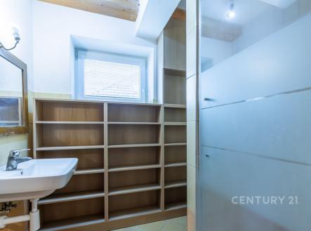 . | Prodej - dům/vila, 393 m²