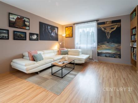 . | Prodej - dům/vila, 247 m²