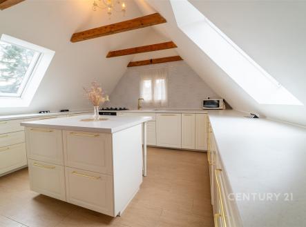 . | Pronájem - dům/vila, 126 m²