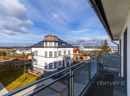 balkón s balkón | Prodej bytu, 2+kk, 46 m²