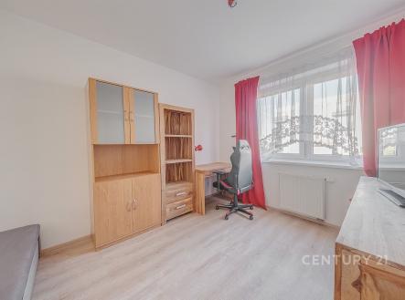 Pokoj | Pronájem bytu, 2+1, 77 m²