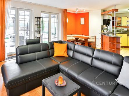 . | Prodej - dům/vila, 198 m²