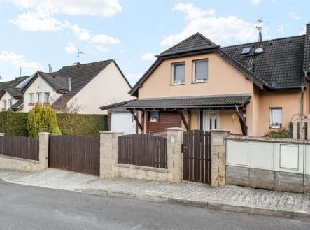 . | Prodej - dům/vila, 198 m²