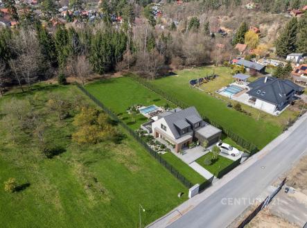 . | Prodej - pozemek pro bydlení, 951 m²