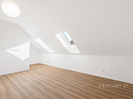 . | Prodej bytu, 4+kk, 100 m²