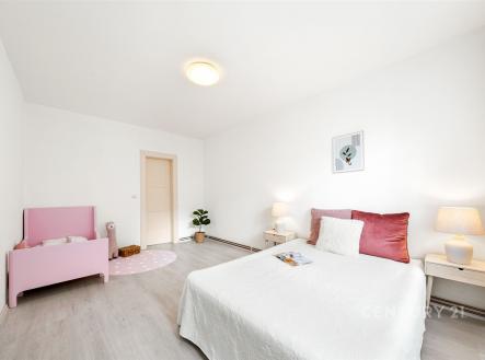 . | Pronájem bytu, 2+1, 51 m²