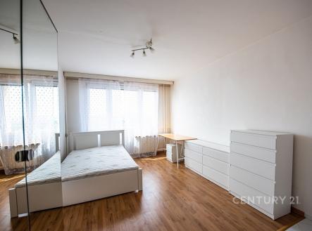 Pokoj | Pronájem bytu, garsoniéra, 25 m²