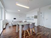 Pronájem bytu, 1+kk, 43 m²