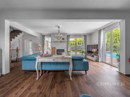 . | Prodej - dům/vila, 340 m²