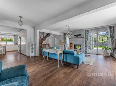 . | Prodej - dům/vila, 340 m²