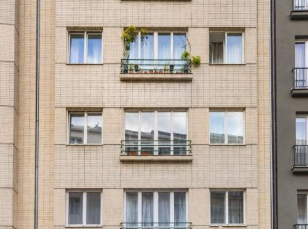 . | Pronájem bytu, 1+1, 35 m²