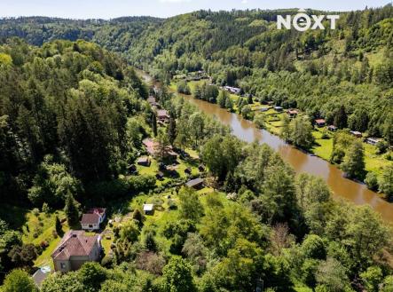 Prodej - komerční objekt, jiný, 2 729 m²