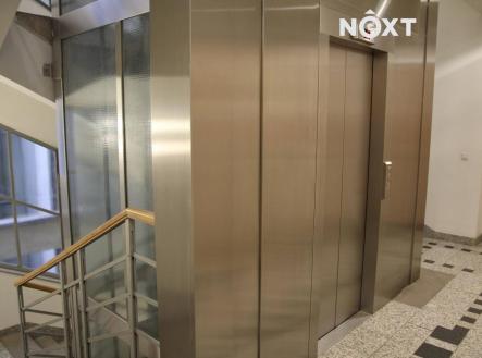 Pronájem - komerční objekt, sklad, 12 m²