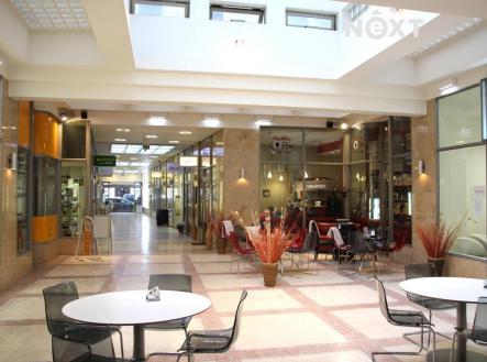Pronájem - komerční objekt, obchodní centrum, 30 m²