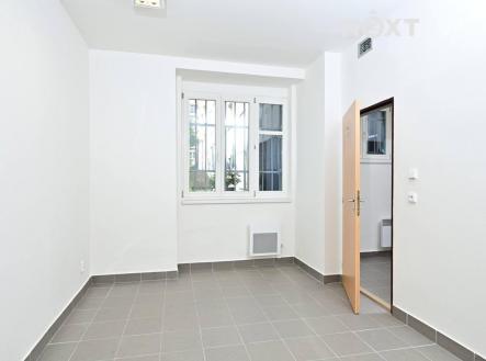 Pronájem - komerční objekt, obchodní centrum, 227 m²