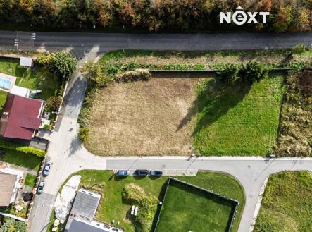 Prodej - pozemek pro bydlení, 1 037 m²