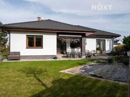 Pronájem - dům/vila, 130 m²