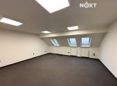 Pronájem - kanceláře, 77 m²