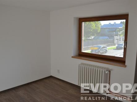 . | Pronájem bytu, 4+kk, 89 m²