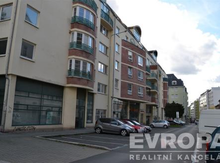 . | Pronájem bytu, 3+kk, 95 m²