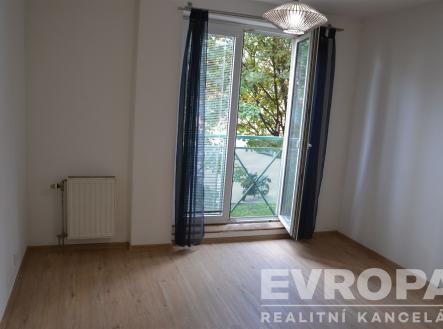 . | Pronájem bytu, 3+kk, 95 m²