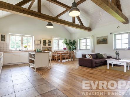 . | Prodej - zemědělský objekt, 16 105 m²