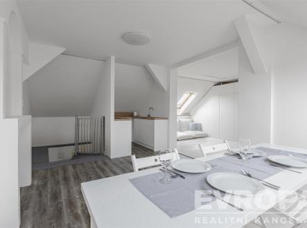 . | Prodej - dům/vila, 142 m²
