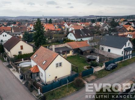 . | Prodej - dům/vila, 142 m²