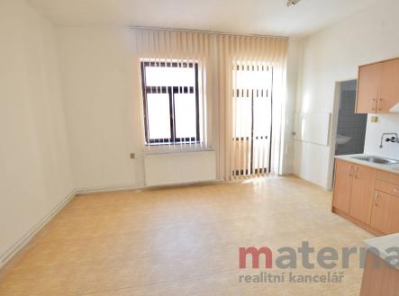 Bez popisku | Pronájem - kanceláře, 96 m²