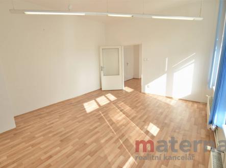 Bez popisku | Pronájem - kanceláře, 33 m²