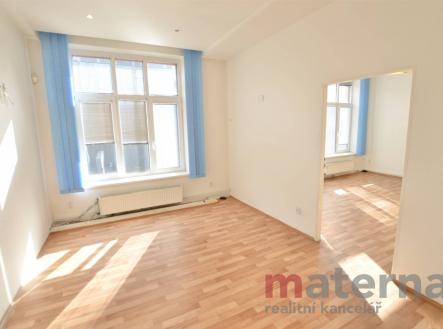 Bez popisku | Pronájem - kanceláře, 33 m²