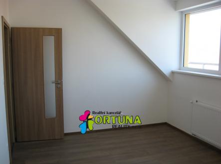 IMG_0913 | Pronájem bytu, 2+kk, 56 m²