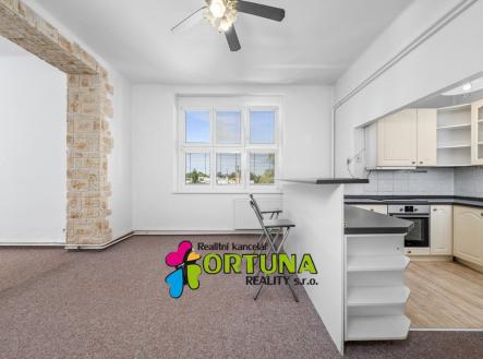 25-09-08 ČB Byt Foto_18 | Prodej bytu, 2+1, 81 m²