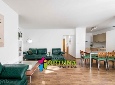 1-26-02-26 ČB Ant. Barcala 21 Byt Foto_07_1 | Prodej bytu, 4+kk, 186 m²