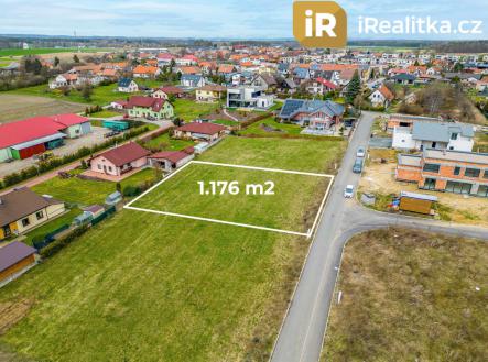 Prodej - pozemek pro bydlení, 1 176 m²