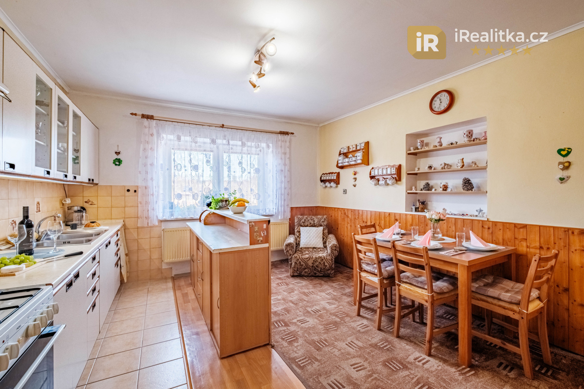 Rodinný dům, garáž, stodola, zahrada - Sedlatice, Jihlava