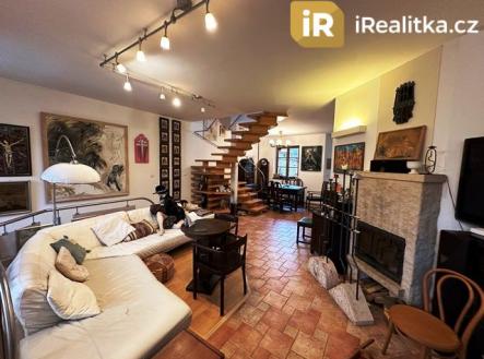 Prodej - dům/vila, 238 m²