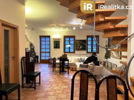 Prodej - dům/vila, 238 m²